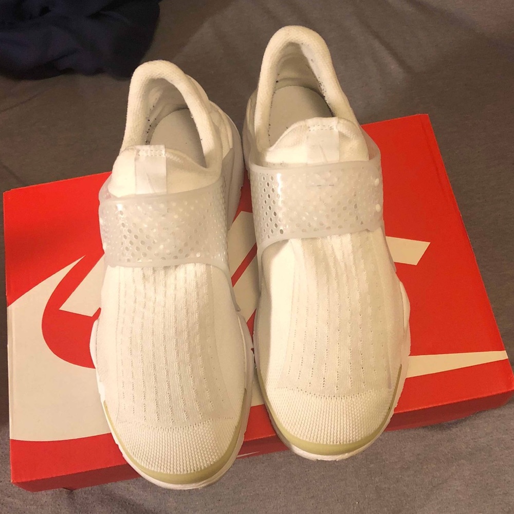Nike Sock Dart Triple White - Picture 3 of 8